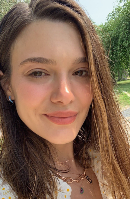 <em><strong>Laura M.</strong></em>